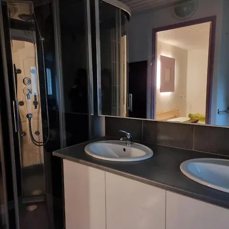 Les De La Petite Boynarde Tatil Evi *